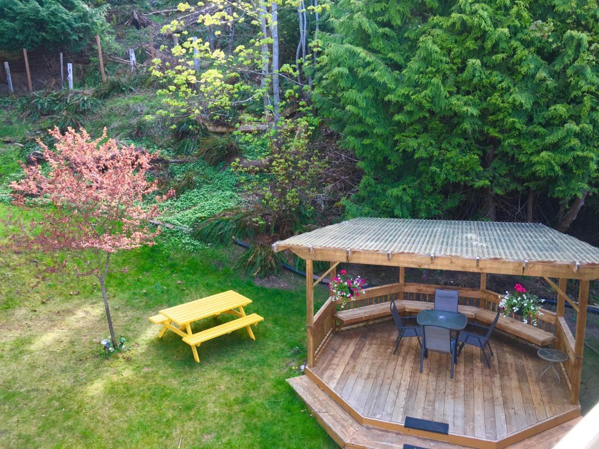 Casa Grande Inn Qualicum Beach Eksteriør bilde